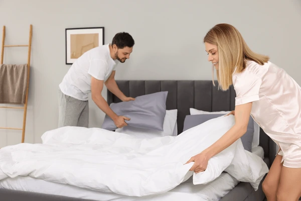 Lenjerii de pat albe Hoteliere Lenjerii de pat albe Hoteliere